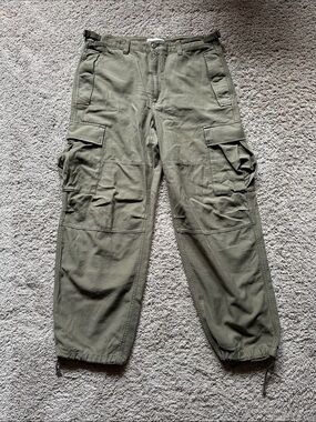 Aritzia Green Cargo pants size 12